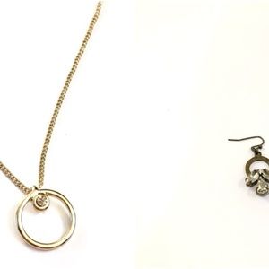 Banana Republic Circle Pendant Drop Earrings NWT